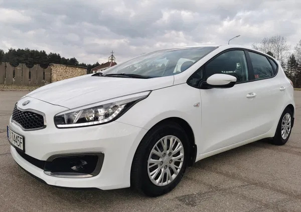 kia zawiercie Kia Ceed cena 43999 przebieg: 71000, rok produkcji 2017 z Zawiercie